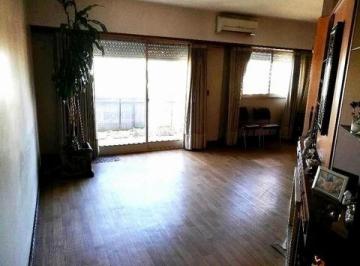 Departamento · 98m² · 4 Ambientes · 2 Cocheras · Departamento en Venta - 3 Dorm. 2 Baños - Cochera - 108 m² - Quilmes