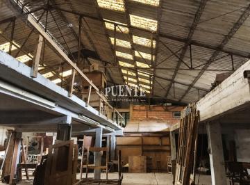 Bodega-Galpón · 2400m² · 6 Ambientes · Depósito con Salida a 2 Calles en Luis Guillón, Esteban Echeverría, Zona Sur del Gba