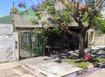Casa · 150m² · 4 Ambientes · 1 Cochera · Casa en Venta - 3 Dorm. 2 Baños - Tres Febrero