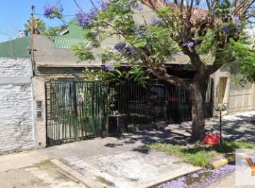 Casa · 150m² · 4 Ambientes · 1 Cochera · Casa en Venta - 3 Dorm. 2 Baños - Tres Febrero