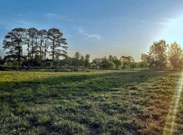 Terreno · 1670m² · Excelente Lote en Etapa 2 con Fondo Al Golf en Pinares Country Club!