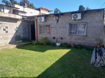 PH de 3 ambientes, Almirante Brown · Vendo Casa
