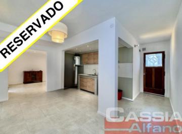 PH · 45m² · 2 Ambientes · Departamento en PH Planta Baja Pasillo, Reciclado