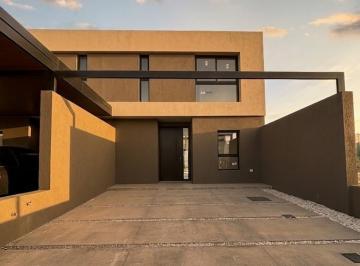 Departamento de 6 ambientes, Córdoba · Duplex en Venta, 3 Dorm. Mas Oficina, Docta Etapa 4