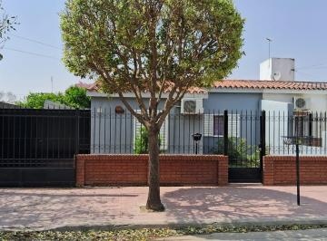 Casa de 4 ambientes, Córdoba · Se Vende Casa en Barrio Ituzaingo - 2 Dorm. y Cochera