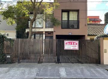 Casa · 116m² · 4 Ambientes · 1 Cochera · Casa en Venta en Lujan Apto Credito Hipotecario con Patio Pileta y Cochera Apto Credito Hipotecario
