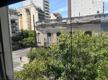 Departamento · 44m² · 3 Ambientes · Muy Còmodo, Muy Luminoso 2 Amb. Al Frente, 2 Piso X Esc.