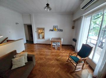 PH de 4 ambientes, Villa del Parque · Venta PH 4 Ambientes con Entrada Independiente. Villa del Parque. 1er Piso por E