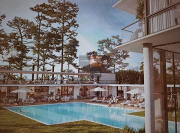 Foto1 · Apartamento de 2 Dorm. en Venta con Vista Al Mar