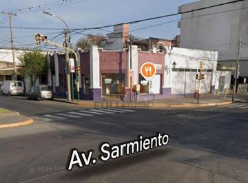 Local comercial · 300m² · 8 Ambientes · Local Comercial
