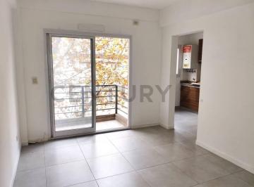 Departamento · 36m² · 1 Ambiente · Alquiler Monoambiente en Flores con Balcón y Cocina Separada