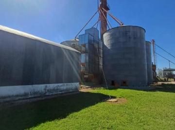 Campo · 600m² · 2 Ambientes · Campo en Urdampilleta