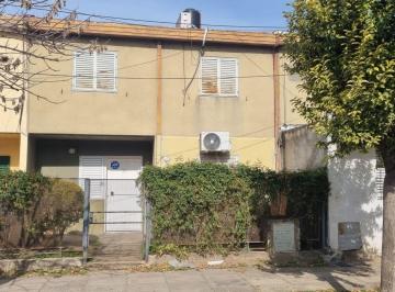 Casa · 72m² · 6 Ambientes · Venta Casa 4 Dorm. - B° El Pozo - Oportunidad