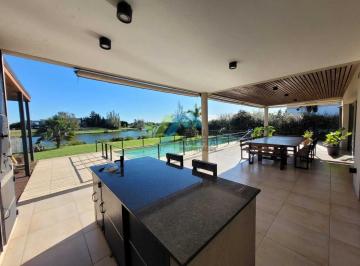 Casa · 290m² · 5 Ambientes · 2 Cocheras · Casa en Venta en San Sebastian - Area 5, San Sebastian, Escobar