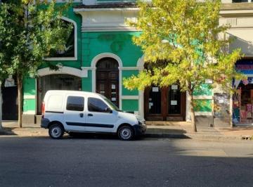 Local comercial · 210m² · 2 Ambientes · Local en Alquiler - 2 Baños - 210 m² - Mar del Plata