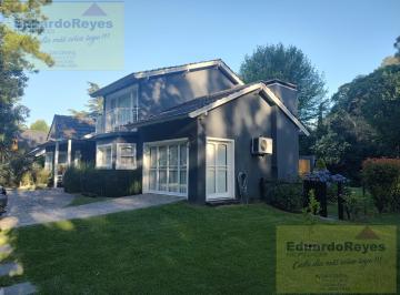 Casa · 180m² · 5 Ambientes · 4 Cocheras · Casa en Country El Paraíso