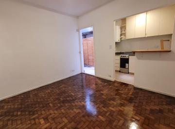 Departamento de 2 ambientes, Balvanera · 2 Ambientes Remodelado a Nuevo en Pb con Patio - Zona Facultades