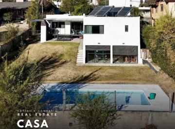 Casa · 230m² · 6 Ambientes · 1 Cochera · Venta Casa 3 Dorm. con Pileta, Todos Los Servicios en El Dorado 2 - San Antonio de Arredondo