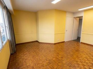 Departamento de 3 ambientes, Monserrat · Departamento Monserrat 3 Amb - Apto Profesional, Baulera Venta
