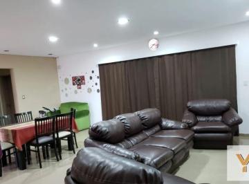Casa · 210m² · 5 Ambientes · Casa Venta 4 Dorm. 3 Baños 1 Cochera 600 m 2 Totales - Coronel Brandsen