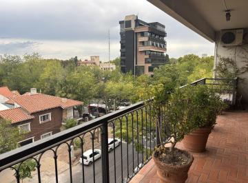 Departamento · 283m² · 8 Ambientes · 2 Cocheras · Departamento en Calle Granaderos y Emilio Civit