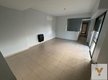 Departamento · 80m² · 3 Ambientes · 1 Cochera · Departamento en Venta - 2 Dorm. 2 Baños - Cochera - 84 m² - Villa Elvira, La Plata