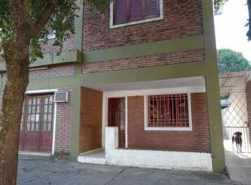 Casa · 160m² · 6 Ambientes · Casa en Venta - 5 Dorm. 3 Baños - Chaco