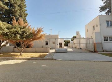 Casa · 80m² · 5 Ambientes · 1 Cochera · Alquilo Casa 3 Dorm en Complejo Sin Expensas Granja de Funes Cordoba