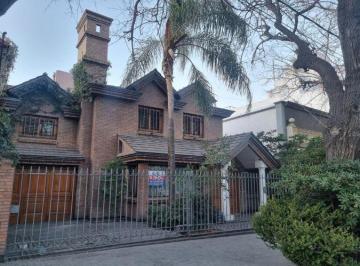 Casa de 9 ambientes, Ciudad de Mendoza · Alquiler Casa Para Familia. con 360 m² y 7 Dorm. en Alquiler en Quinta Sección