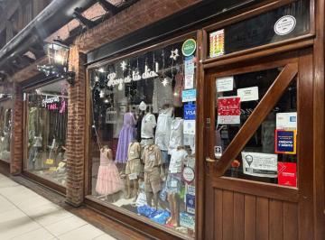 Local comercial · 24m² · Venta - Excelente Local Comercial - Moron Centro