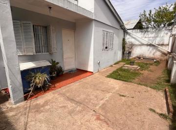 Casa · 53m² · 3 Ambientes · Casa en Venta 3 Ambientes Villa Luzuriaga