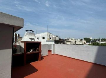 PH · 57m² · 3 Ambientes · PH 3 Amb con Terraza Propia y Parrilla - Flores