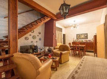 PH · 95m² · 4 Ambientes · PH Sin Expensas a Remodelar 4 Amb Terraza Patio
