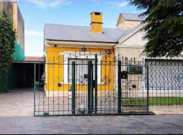 Casa · 310m² · 12 Ambientes · 3 Cocheras · Venta Casa 4 Dorm. Barrio Juniors - Cordoba