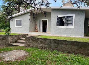 Casa · 130m² · 4 Ambientes · Venta Casa 3 Dormi C/pileta 4480 m Cabalango Cba
