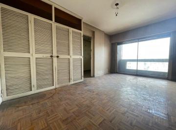 Departamento · 42m² · 2 Ambientes · Departamento 2 y ½ Ambientes con Balcon Al Frente