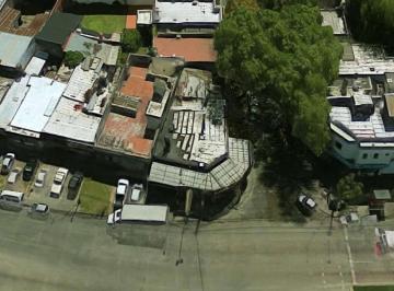 Local comercial · 208m² · 3 Ambientes · Local en Venta - 3 Ambientes - 208 m² - Morón