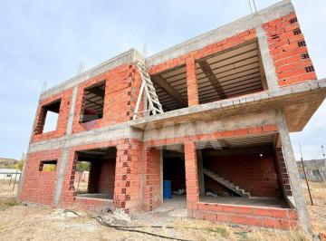 Casa · 180m² · 3 Ambientes · Lote con Mejora Bella Vista Sur