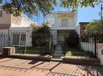Casa · 169m² · 3 Ambientes · 1 Cochera · Casa 3 Dorm San Salvador