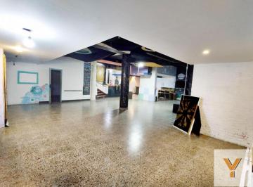Edificio · 238m² · Edificio Comercial en Venta - 4 Toilettes - Mar del Plata