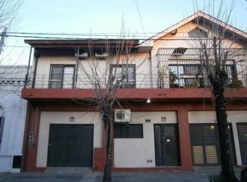 Casa · 106m² · 3 Ambientes · 1 Cochera · Duplex 2 Dorm. en Venta Avellaneda