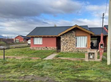 Casa · 64m² · 3 Ambientes · 1 Cochera · Apta Crédito - Tu Primer Vivienda en Trevelin