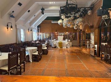 Local comercial · 310m² · Alquiler Local en Esquina - Hoy Salón de Fiestas