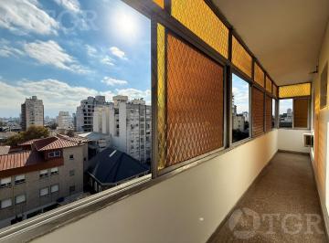 Departamento · 65m² · 4 Ambientes · Venta de Departamento 4 Ambientes en Flores con Balcón Corrido, Terraza Propia, Quincho y Parrilla