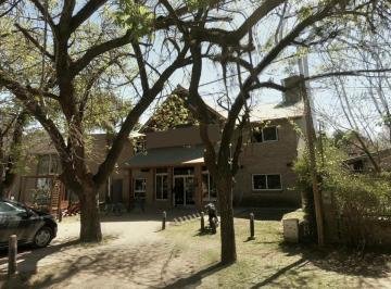 Local comercial · 579m² · Salón Comercial en Venta Frente a Ruta 9, Funes | 579 m² Cubiertos | Renta Activa
