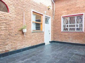 PH · 60m² · 4 Ambientes · Venta PH 4 Amb Wilde Centro
