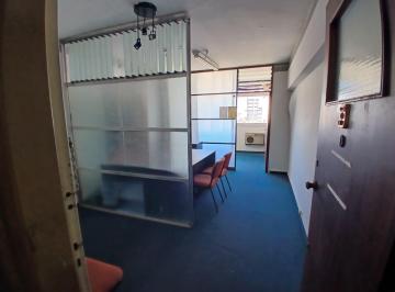 Oficina comercial · 40m² · 1 Ambiente · Oficina en Venta de 2 Despachos en San Nicolas, Piso Alto!permuta!