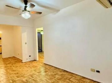 Departamento · 47m² · 3 Ambientes · Departamento 3 Ambientes con Patio en Venta en Villa Crespo | Apto Credito