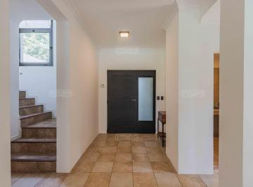 Casa · 243m² · 4 Ambientes · 1 Cochera · Casa en Alquiler en San Isidro Labrador, Villanueva, Tigre