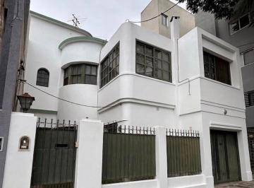Casa de 6 ambientes, Vicente López · Venta Casa de 6 Ambientes en Florida, a 3 Cuadras del La Salle